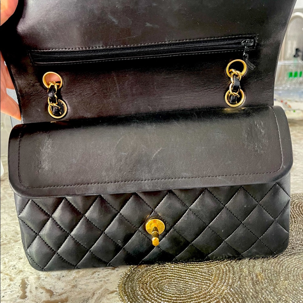 Chanel purse - Picture 5 of 7